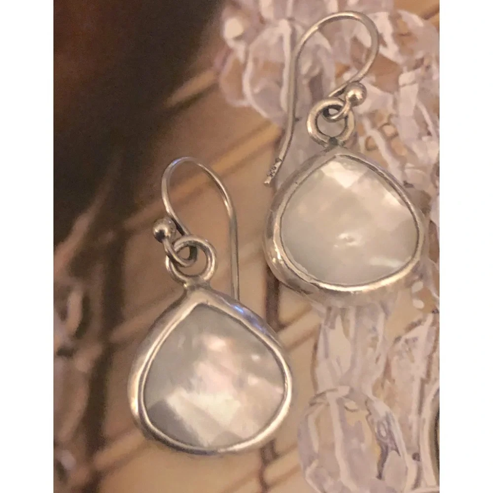 Silpada Sterling Silver Mother of Pearl Earrings.